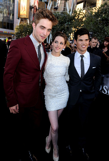 Kristen Stewart, Robert Pattinson y Taylor Lautner en La saga Crepúsculo: Eclipse (Premiere Los Ángeles)