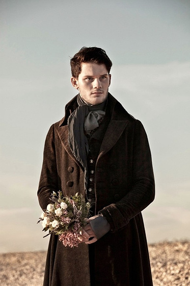 Jeremy Irvine en Grandes Esperanzas