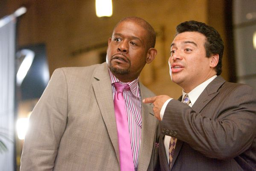 Forest Whitaker y Carlos Mencia en La Boda de mi familia