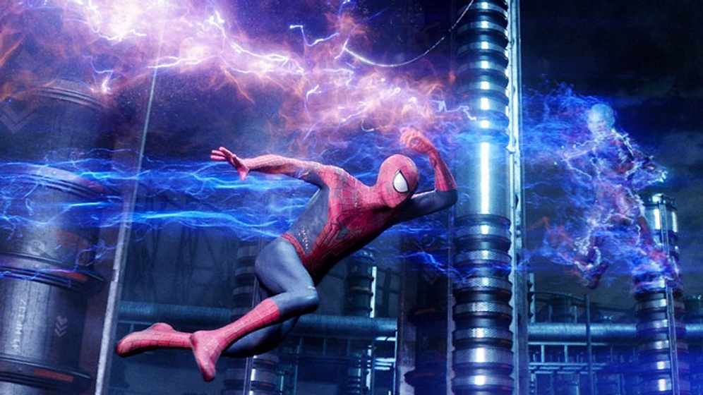 Jamie Foxx y Andrew Garfield en The Amazing Spider-Man 2: El Poder de Electro
