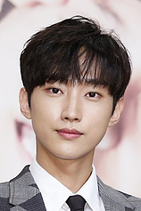 picture of actor Jung Jin-young