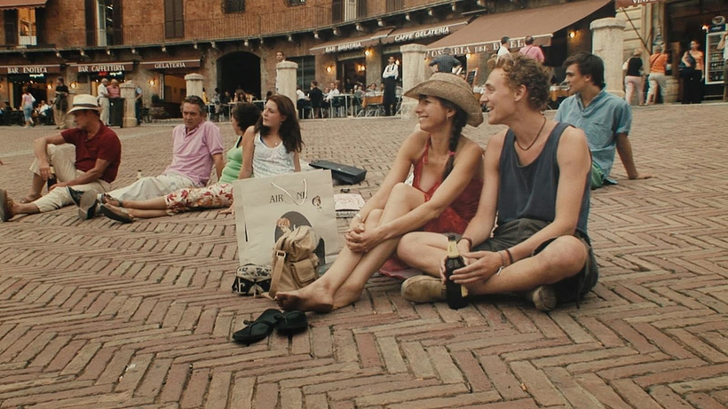 Imagen de Unrelated