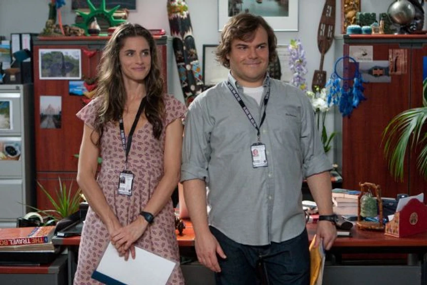 Amanda Peet y Jack Black en los-viajes-de-gulliver-2010