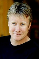 picture of actor Stephen Strachan