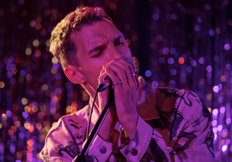 Ed Skrein en yo-era-famoso