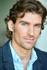 picture of actor Ben Palacios