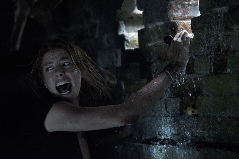 Kaya Scodelario en Infierno Bajo el agua