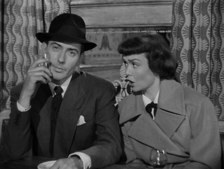 Michael Wilding y Jane Wyman en panico-en-la-escena