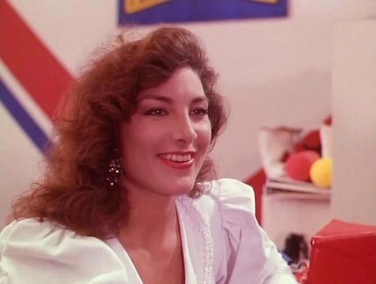 Mimi Lesseos en impacto-final