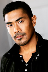 picture of actor JB Tadena