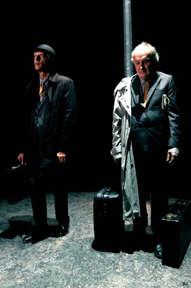 Imagen de a-minuit-ici-tout-s-arrete