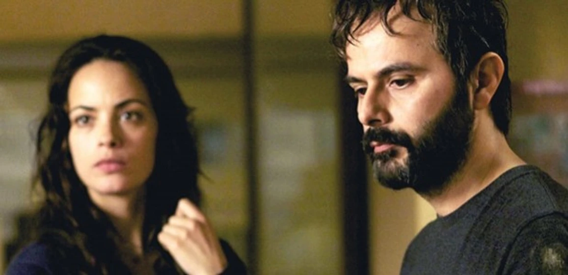 Bérénice Bejo y Ali Mosaffa en El Pasado