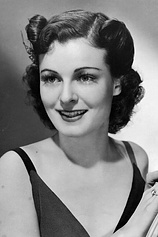 photo of person Ruth Hussey