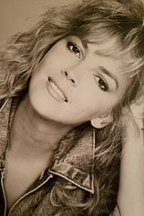picture of actor Laura Burkett
