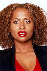 photo of person Lisa Nicole Carson