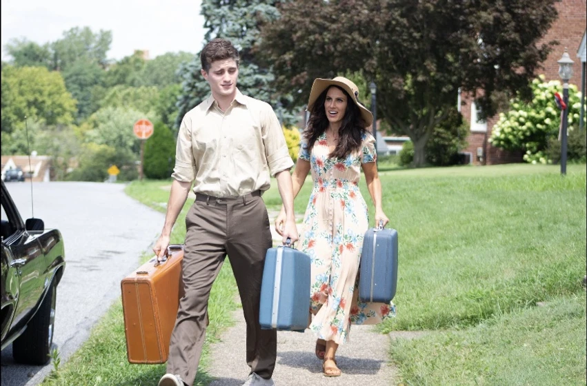 Elizabeth Caponigro y Nicholas Runfolo en ageless-love