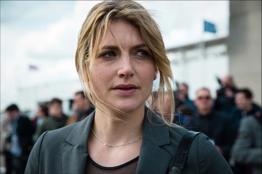 Saskia Reeves en primer-ministro