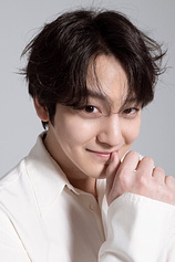 picture of actor Bum Kim