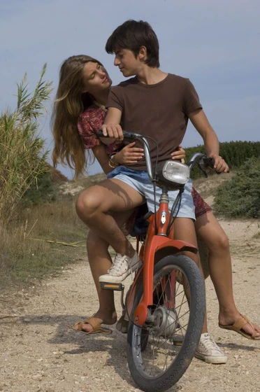 Matilde Maggio y Luigi Ciardo en el-verano-de-martino