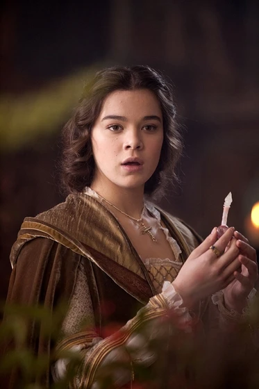 Hailee Steinfeld en Romeo and Juliet