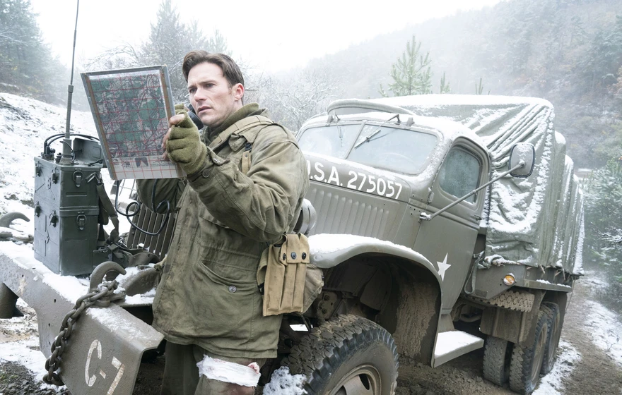 Scott Eastwood en lucky-strike