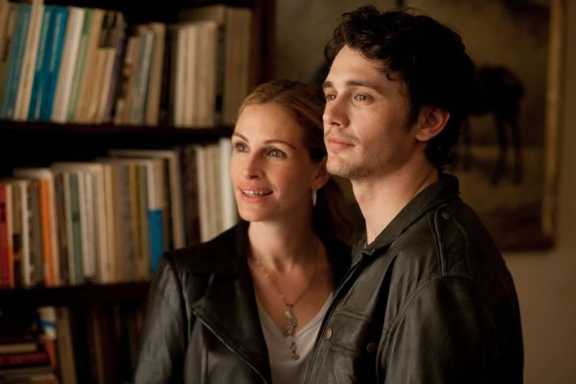 James Franco y Julia Roberts en come-reza-ama