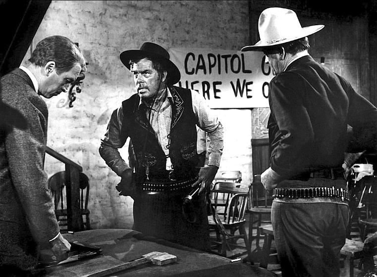 James Stewart, John Wayne y Lee Marvin en El Hombre que Mató a Liberty Valance