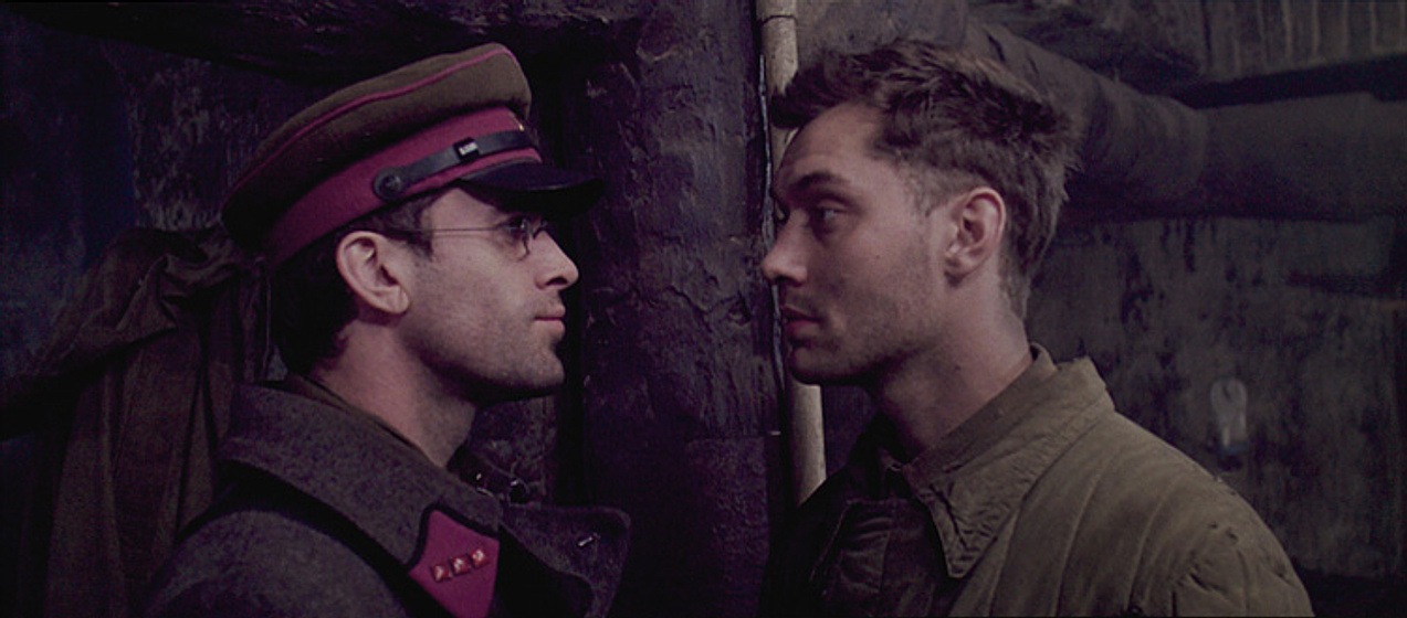 Jude Law y Joseph Fiennes en Enemigo a las Puertas