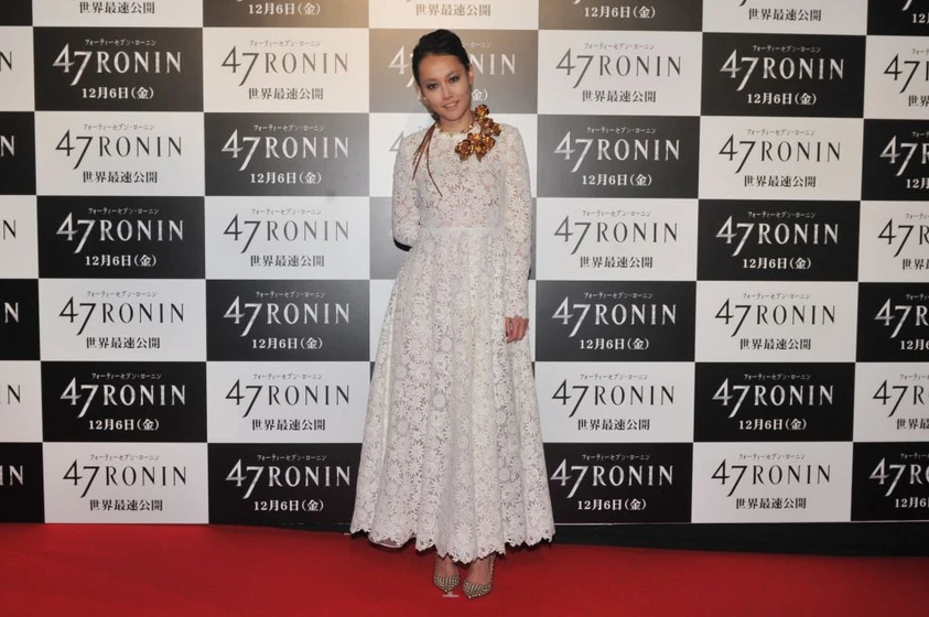 Rinko Kikuchi en la-leyenda-del-samurai-47-ronin (Premiere en Tokyo. 2013)