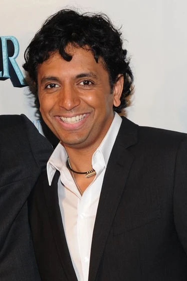 M. Night Shyamalan en Airbender. El último guerrero (Premiere en New York. Julio 2010)