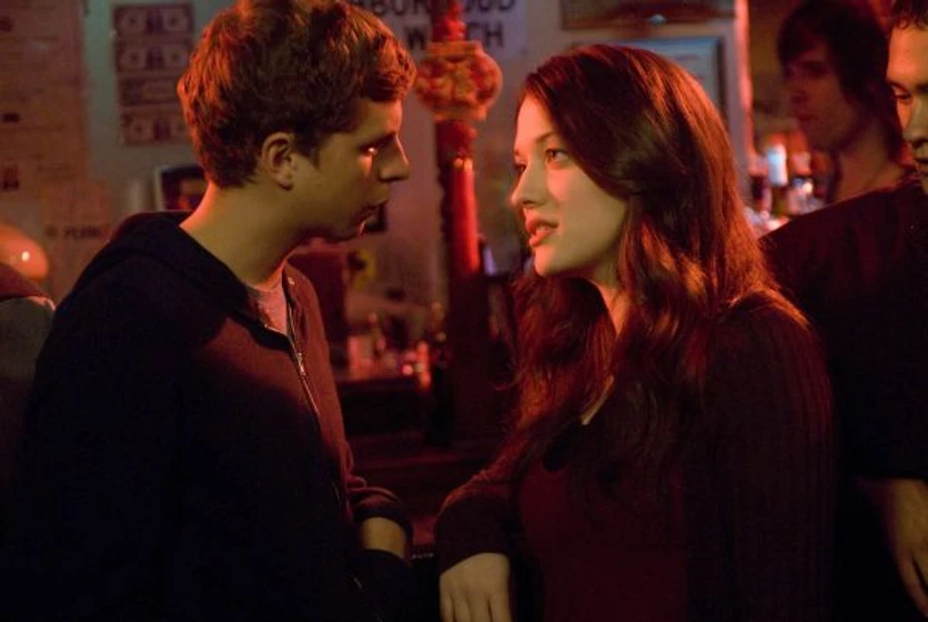 Kat Dennings y Michael Cera en nick-y-norah-una-noche-de-musica-y-amor