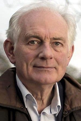 photo of person Dan Cruickshank