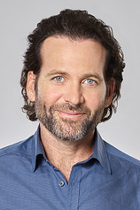 picture of actor Eion Bailey