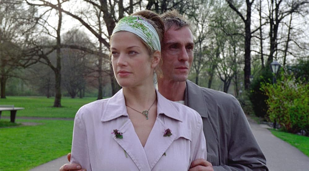 Marie Bäumer y André Hennicke en angst