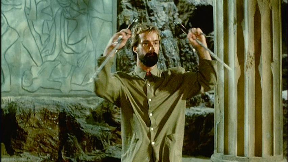 Richard Norton en El Cristal Mágico