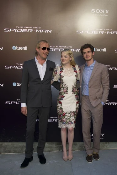 Rhys Ifans, Andrew Garfield y Emma Stone en the-amazing-spider-man (Premiere en Madrid. Junio 2012)