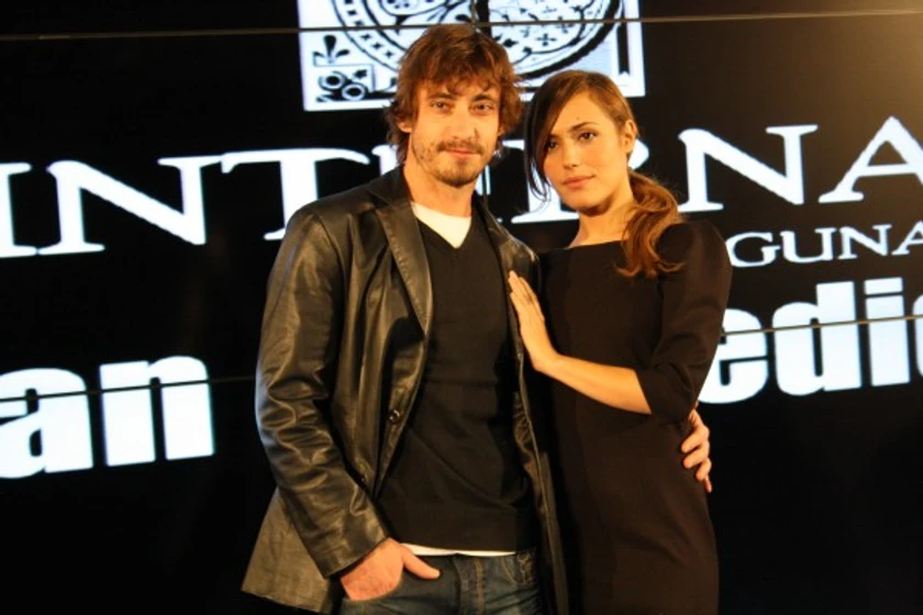 Irene Montalà y Ismael Martínez en El internado (El Internado,despedida)