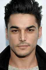 picture of actor Niko Pepaj