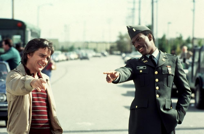 Eddie Murphy y Dudley Moore en la-mejor-defensa-el-ataque