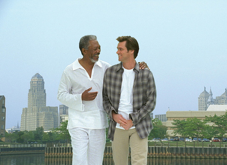 Jim Carrey y Morgan Freeman en Como Dios