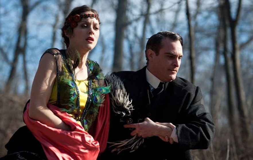Marion Cotillard y Joaquin Phoenix en el-sueno-de-ellis