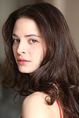 picture of actor Esther Comar