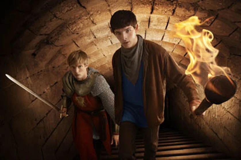 Colin Morgan y Bradley James en merlin