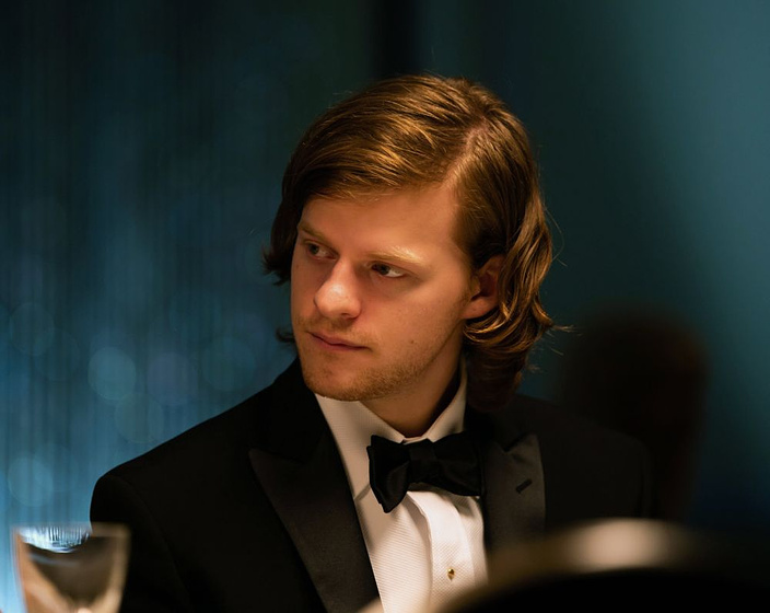 Lucas Hedges en French Exit
