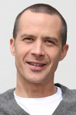 Foto de Barnaby Metschurat