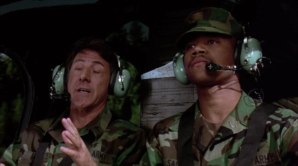 Dustin Hoffman y Cuba Gooding Jr. en Estallido