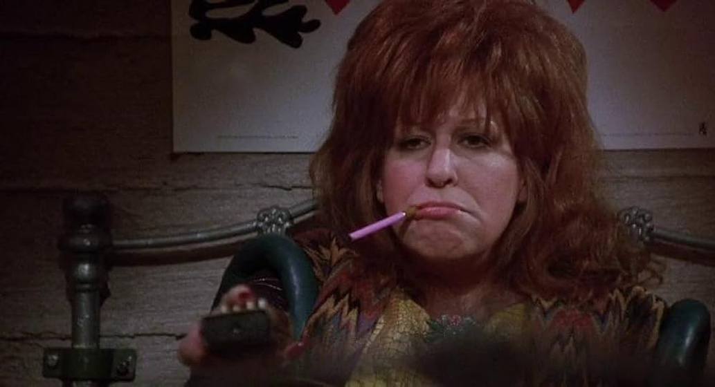 Bette Midler en por-favor-maten-a-mi-mujer