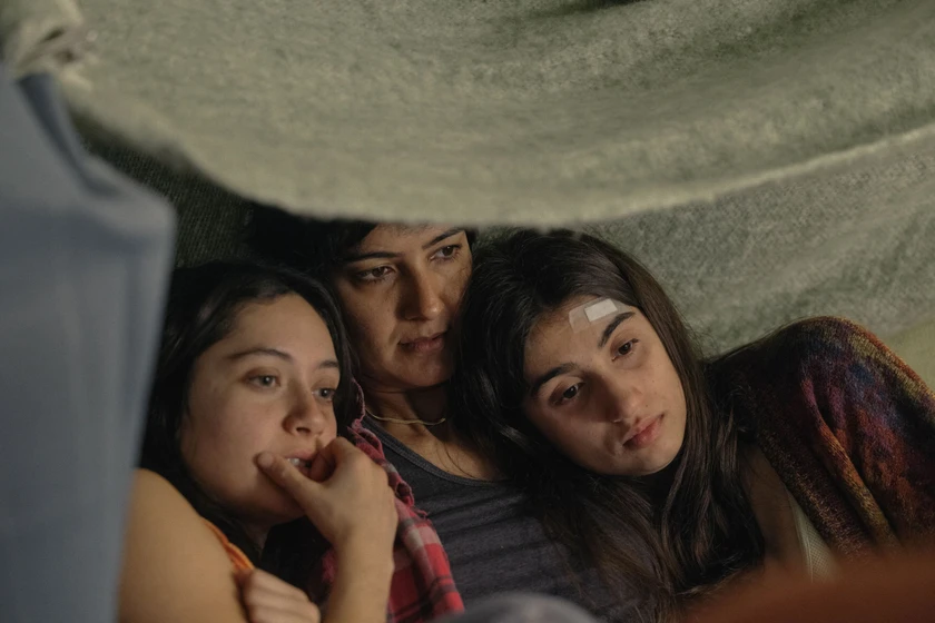 Rakhee Thakrar y Mia Tharia en septiembre-dice