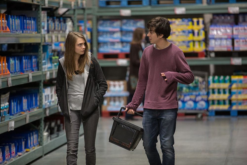 Nat Wolff y Cara Delevingne en Ciudades de papel