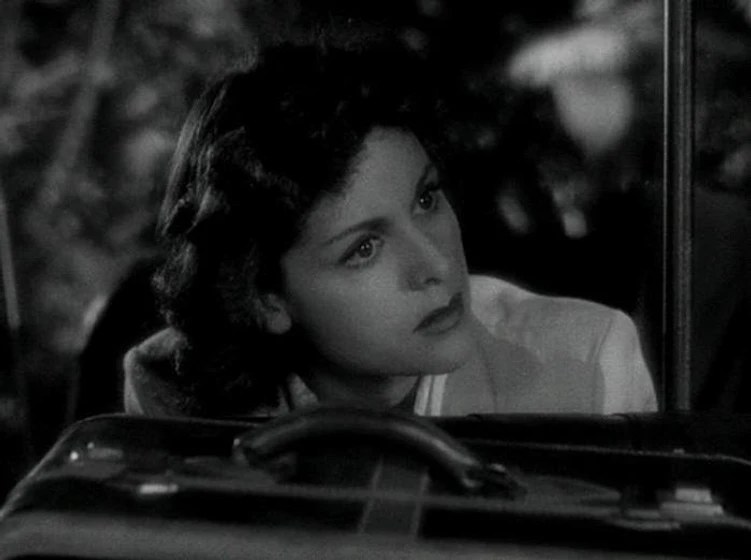 Frances Dee en Yo anduve con un Zombie